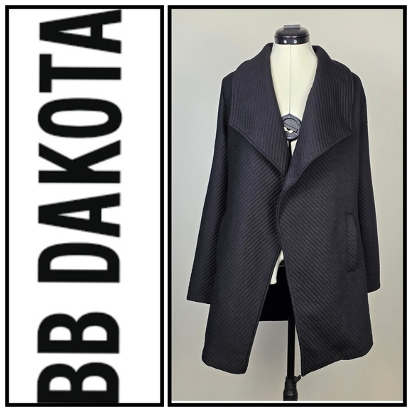 BB Dakota Jackets & Blazers - BB Dakota Black Draped Open Front Coat Jacket XS
